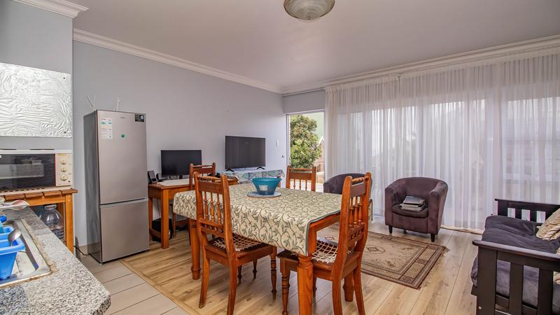 9 Bedroom Property for Sale in Outeniqua Strand Western Cape
